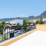Prázdninový dům Modern 4 Bedroom In Costa Adeje (Tenerife)