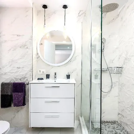 Appartamento Modern 4 Bedroom In