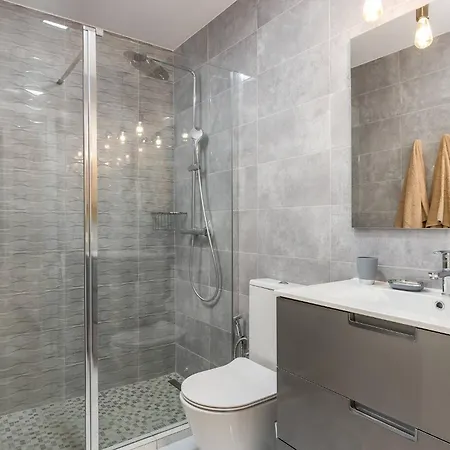 Modern 4 Bedroom In * Costa Adeje (Tenerife)