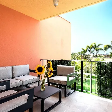 Modern 4 Bedroom In Hébergement de vacances Costa Adeje (Tenerife)